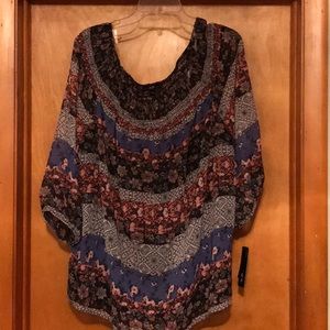Women’s 3/4 length sleeve top NWT